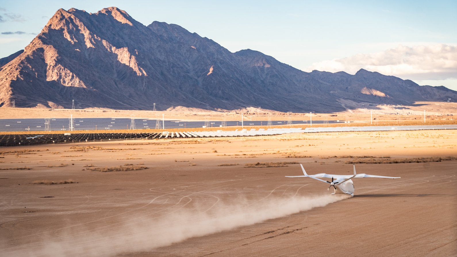CX300-Landing-on-Dry-Lake-Bed