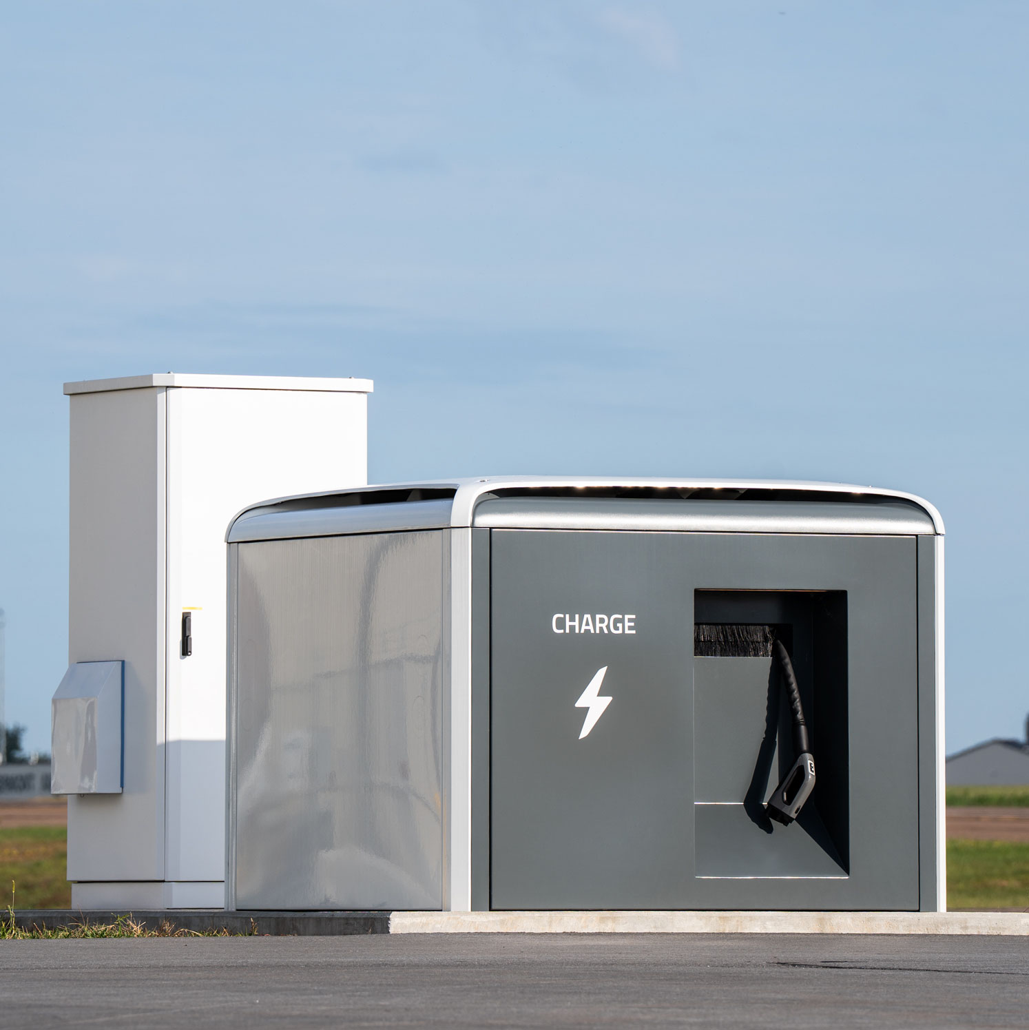 Charge-Cube-and-Power-Tower