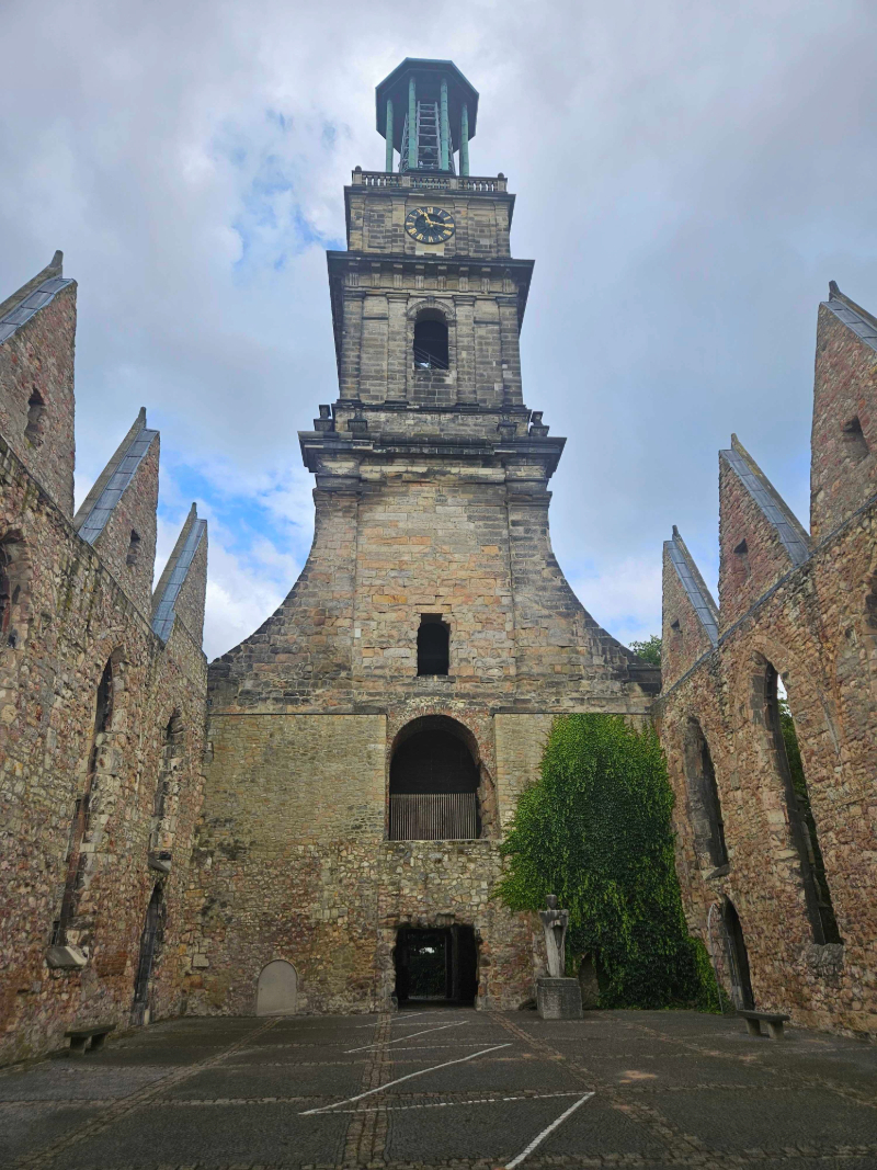Sight Seeing with Ted: St Aegdienikirche in Hannover