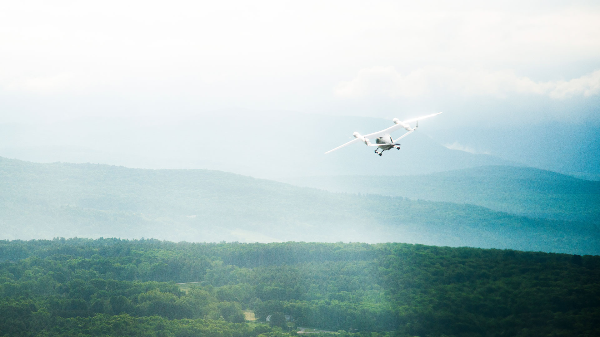 ALIA Flying over the misty mountains